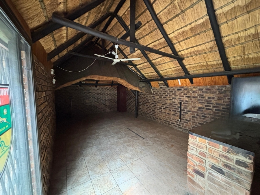 3 Bedroom Property for Sale in Oos Einde North West
